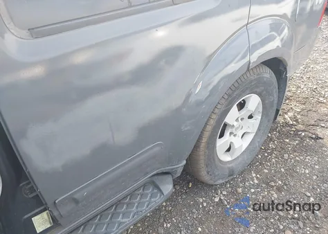 2005 Nissan Pathfinder Xe from USA, damaged, VIN 5N1AR18U55C723027